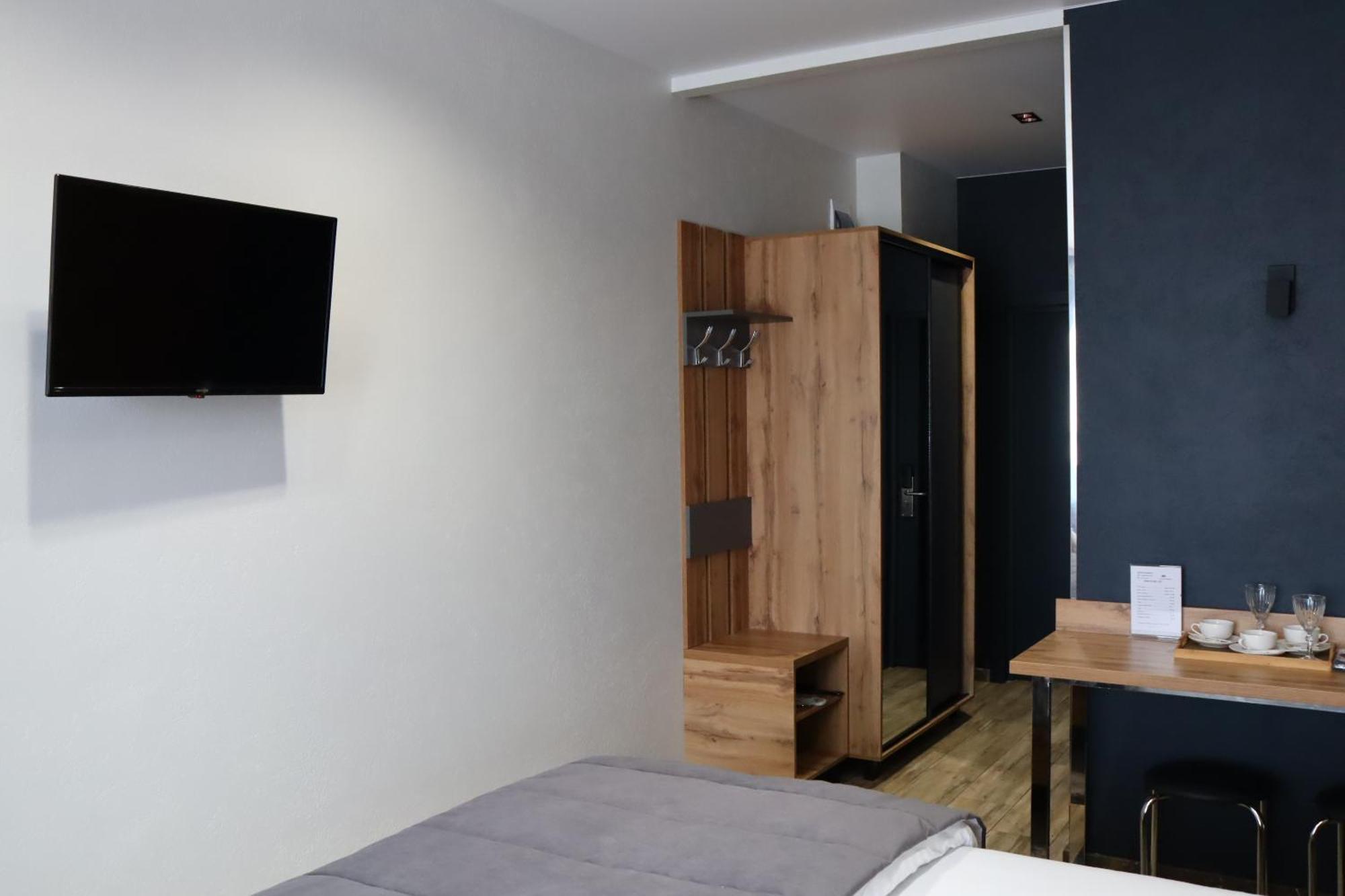 Sobkoff Hotel Khmelʼnytsʼkyy Buitenkant foto