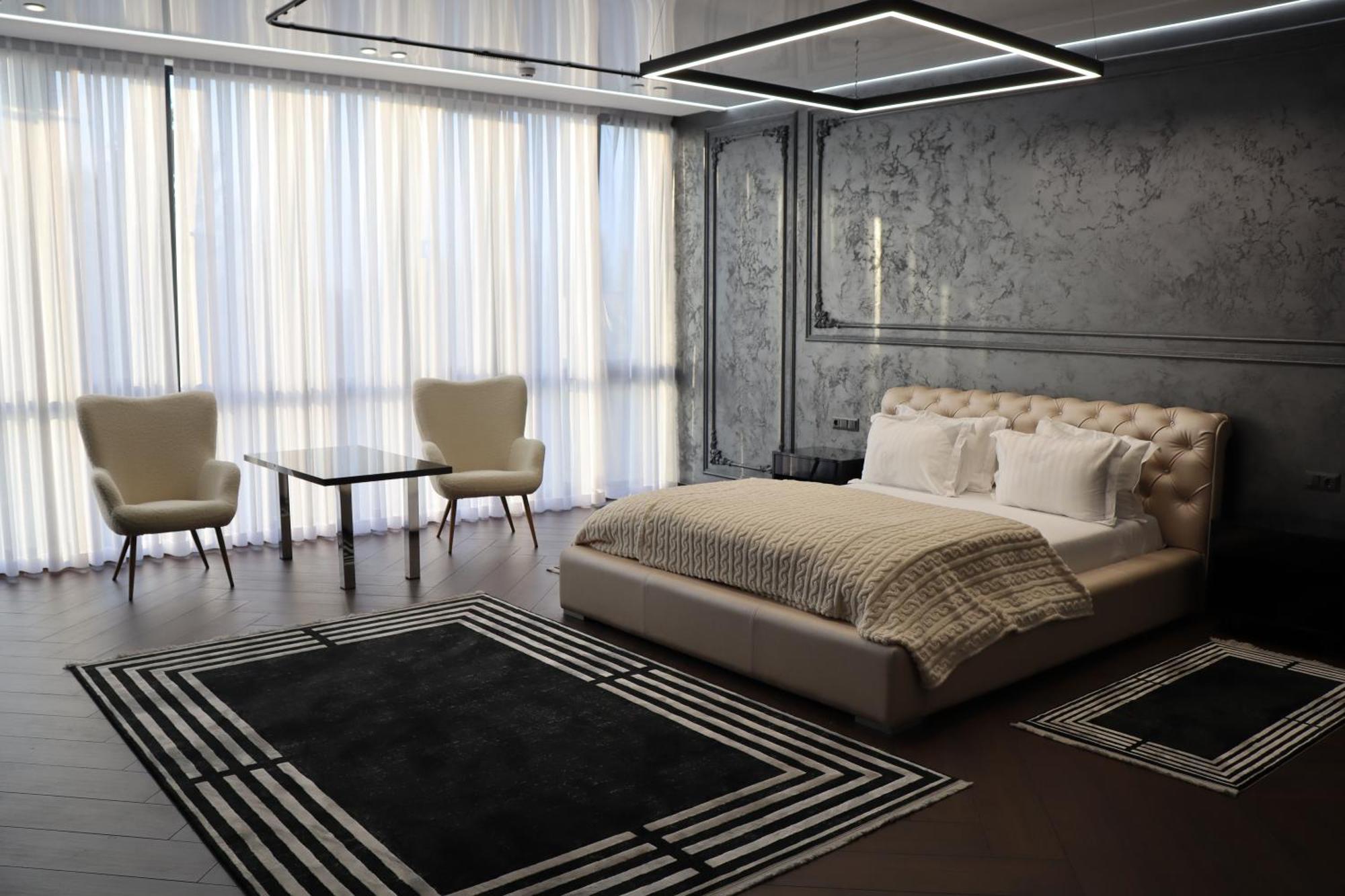 Sobkoff Hotel Khmelʼnytsʼkyy Buitenkant foto